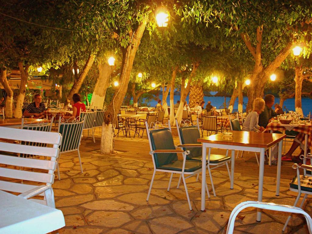 Hotel Delfini Nydri  Exterior foto