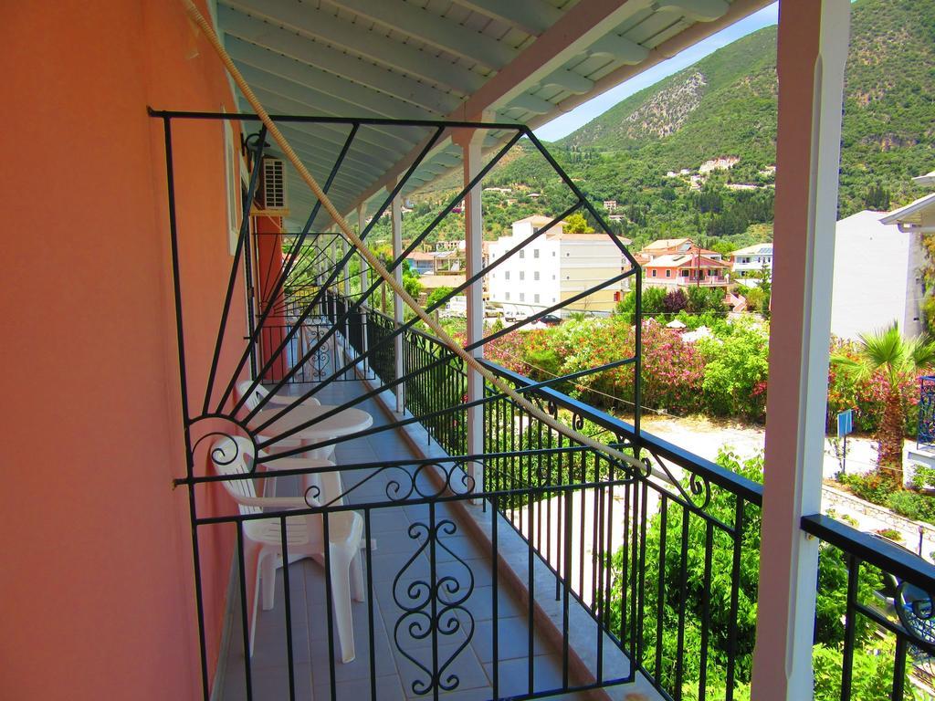Hotel Delfini Nydri  Exterior foto